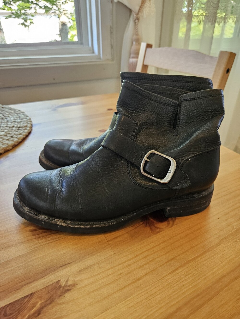 Frye womens Veronica Bootie Ankle Boot Size 8 - Picture 5 of 11